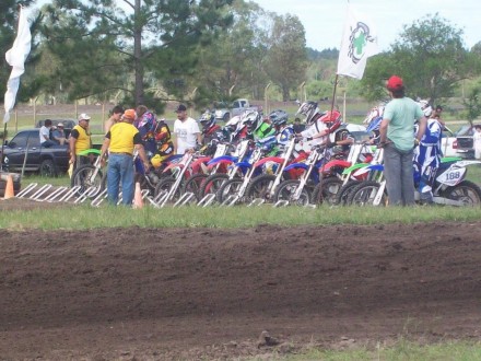El MotoCross del Litoral arrancó su campeonato en el circuito Autodromo ciudad de Concordia 26-05-2013 foto 5