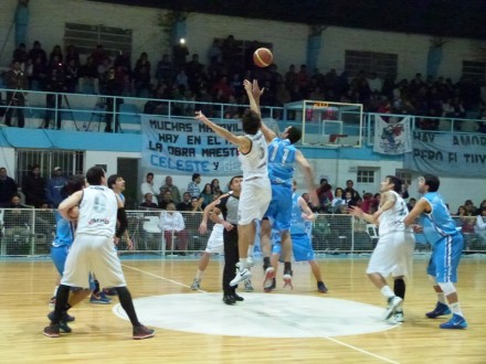 Torneo Federal Final - Regatas vs Estudiantes 27-05-2014 foto 6