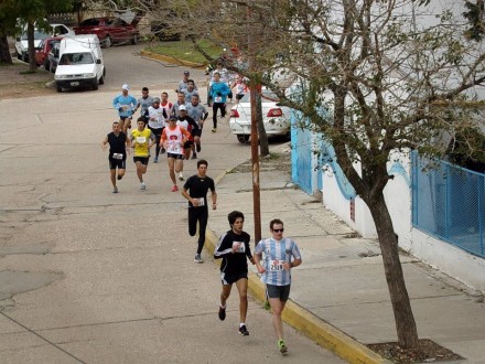 MARATON dia de la ciudad - Prefectura foto 3