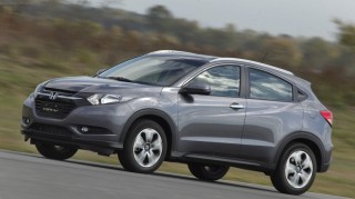 Honda HR V 2015 de costado