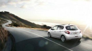 Peugeot 208 con caja automatica 2015