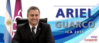 ariel guarco con fondo de aci