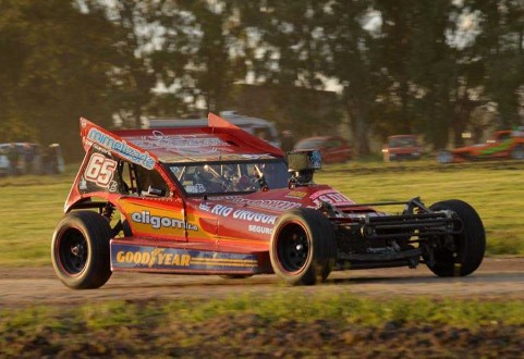 M - Costas - foto - 3