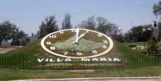 Villa Maria cordoba reloj de la entrada