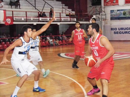 TNA-Rocamora-vencio-a-Gimnasia-6-12-2015-foto-1