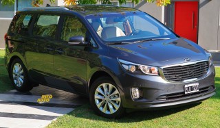 Kia Carnival 2016