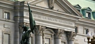 Banco de la Nación and equestrian monument to Manuel Belgrano at Plaza de Mayo - Buenos Aires, Argentina, 17.10.2011