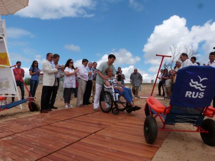 inauguracion-playa-accesible-mcu-rus-0